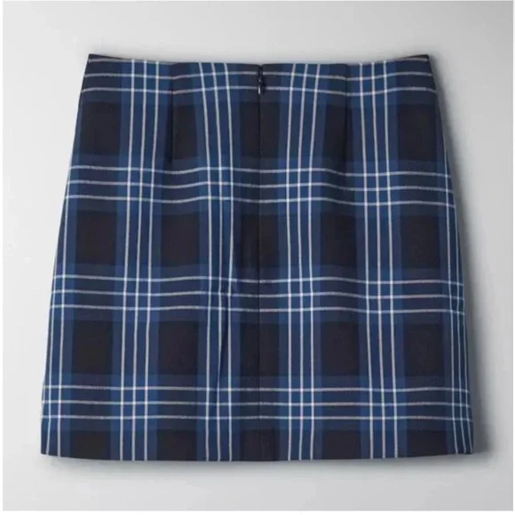 Aritzia Plaid Black/ Blue Mini Skirt - Picture 3 of 3